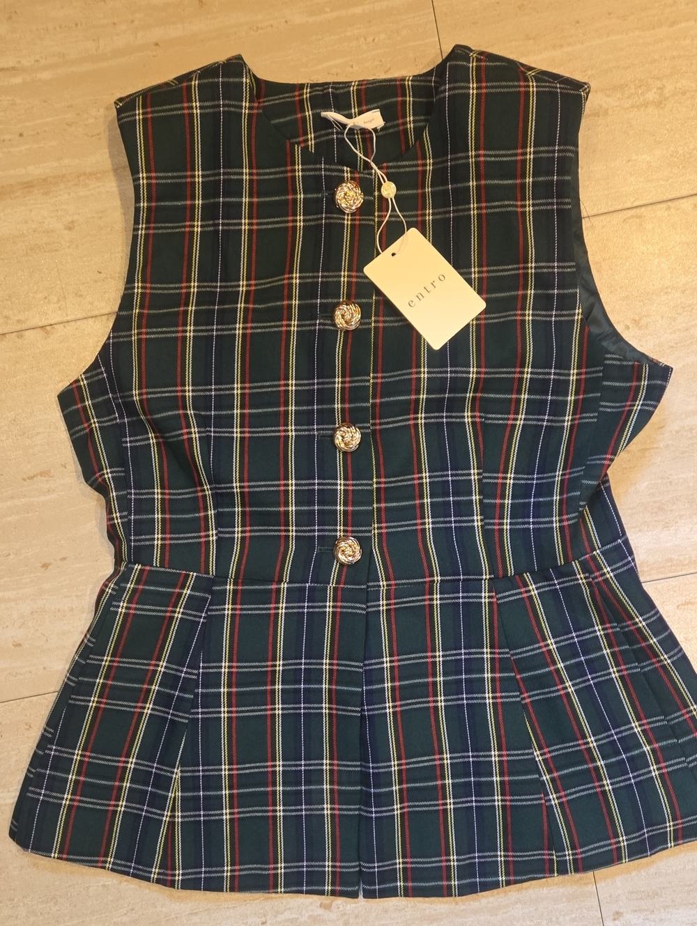 New Entro Hunter Green Plaid Button-Front Peplum Vest Top